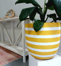 Load image into Gallery viewer, Reverse Nautical Design - Plant Pot
